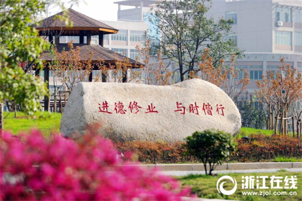 2024年底为何没迎来降准?央行大额买断式逆回购和国债净买入注入流动性